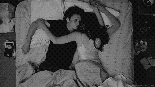 cambiar de posición al dormir