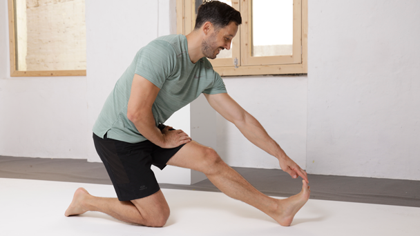 Estirar isquiotibiales en casa Estirar isquiotibiales en casa